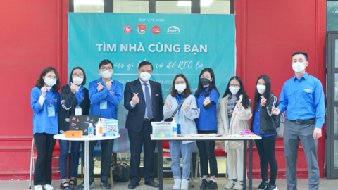 Sinh viên Trường ĐH Ngoại thương học trực tiếp trong bối cảnh “bình thường mới”