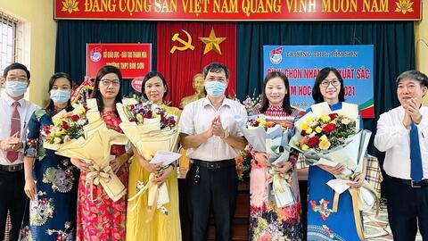 Tạo động lực để nhà giáo nỗ lực phấn đấu
