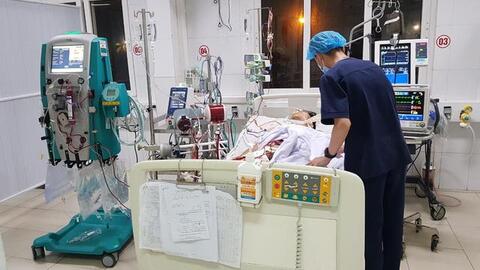 Nghệ An: Cứu sống bệnh nhân hậu COVID-19 bằng kỹ thuật ECMO