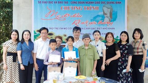 Ngành Giáo dục Quảng Bình "tiếp sức" học sinh có hoàn cảnh khó khăn