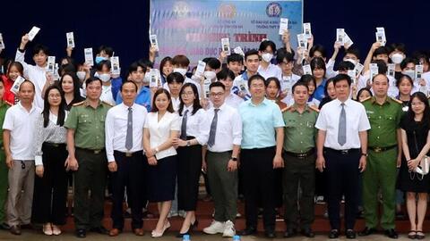 Giáo dục pháp luật cho gần 500 học sinh vùng cao Yên Bái