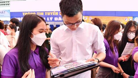 Hỗ trợ học sinh chọn nghề phù hợp: Thước đo là thị trường lao động