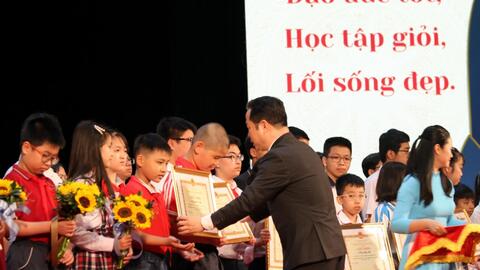 Hà Nội tuyên dương học sinh giỏi tiêu biểu năm học 2021-2022