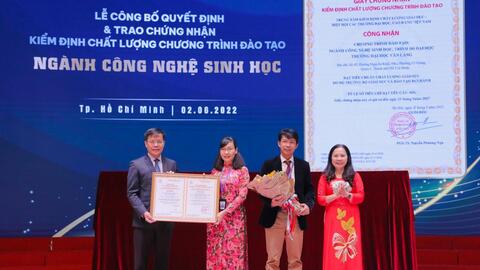 Trường ĐH Văn Lang: Thêm 7 chương trình đào tạo đại học đạt chuẩn kiểm định