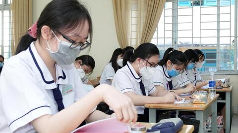 Ôn thi tốt nghiệp THPT: Làm sao để chắc kiến thức, vững kĩ năng?