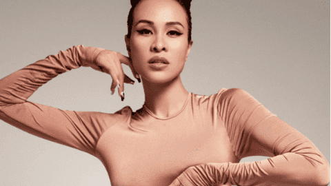 Phương Mai - nữ MC nóng bỏng và cuộc hôn nhân viên mãn