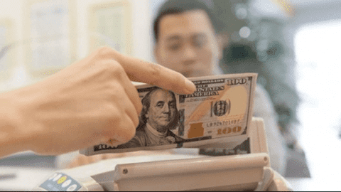 Chưa đến lúc phá giá VND