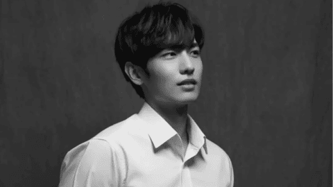 Ca sĩ, diễn viên Lee Ji Han qua đời tuổi 24 trong thảm kịch Itaewon