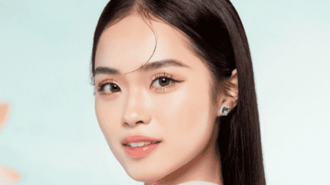 Mỹ nhân từng đoạt giải Nhì HSG Quốc gia bảo lưu việc học để thi hoa hậu