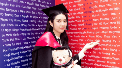 Sau khi lấy chồng sinh con, một Á hậu nhận bằng Đại học ở tuổi 30