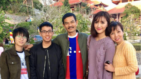 Mẹ ruột nổi tiếng mạng xã hội của Bích Phương: Nhiều lần "cà khịa", sốt ruột chuyện con gái chậm lấy chồng