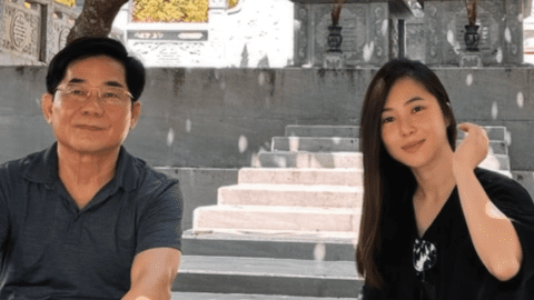 Hương Tràm để lộ mặt mộc, cùng bố làm 1 việc khi trở về Việt Nam