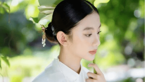 Con gái Hoa hậu Ngọc Diễm: Nhan sắc tuổi 13 gây sốt mạng xã hội ra sao?