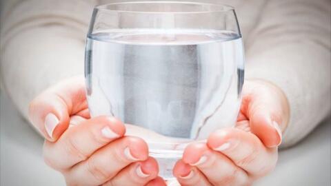 4 điểm cần lưu ý khi uống ly nước đầu tiên vào buổi sáng nếu không muốn bệnh tật tìm đến!