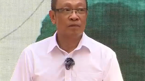 MC Lại Văn Sâm: "Thời 17, 18 tuổi chúng tôi không nghĩ đến thanh xuân"