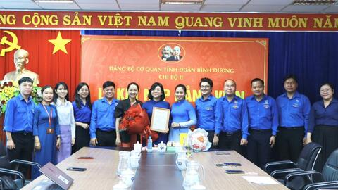 Đoàn viên ưu tú được kết nạp Đảng ngày 3/2
