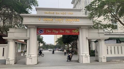 Trường THPT chuyên Đại học Vinh “khai tử” lớp cận chuyên