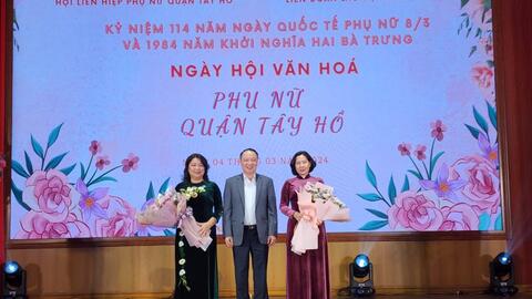 Sôi nổi Ngày hội Văn hóa phụ nữ quận Tây Hồ