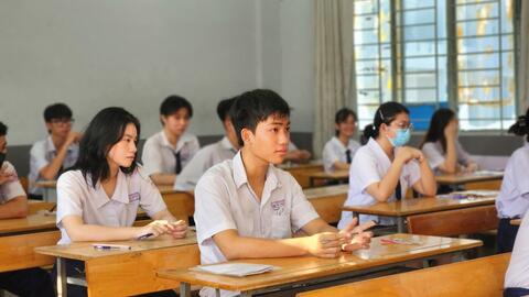 Phụ huynh "mất ăn, mất ngủ" chọn ngành cho con