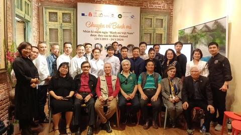 Chuyện về bánh mỳ tại Không gian văn hóa Làng Gà Trống