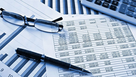 Hàng loạt các sĩ tử 2006 đang 'gấp rút' đăng kí nguyện vọng vào ngành học được đánh giá cao