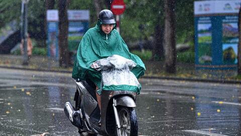 Ngày 16/4, Hà Nội có mưa rào và dông