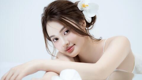 Người đẹp Hạnh Tâm bật mí bí quyết dưỡng da mùa hè