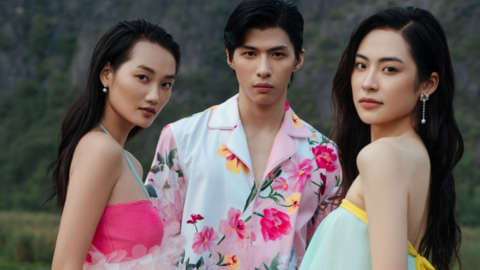 NTK Adrian Anh Tuấn kể câu chuyện hoa lá trong BST “Ngân nga”