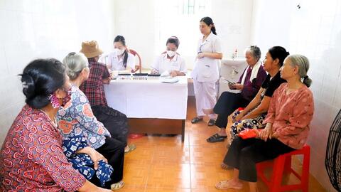 Hải Phòng khám, tư vấn, chăm sóc sức khỏe định kỳ cho người cao tuổi