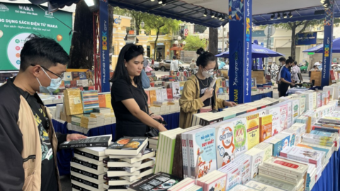 Trải nghiệm Thư viện số Nguyễn An Ninh tại TP Hồ Chí Minh