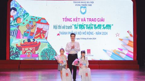 Thiếu nhi Thủ đô chung tay vẽ một Việt Nam xanh