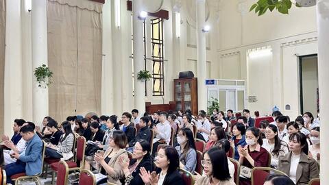 Hà Nội tập huấn nâng cao năng lực chăm sóc sức khỏe người cao tuổi cho cán bộ y tế