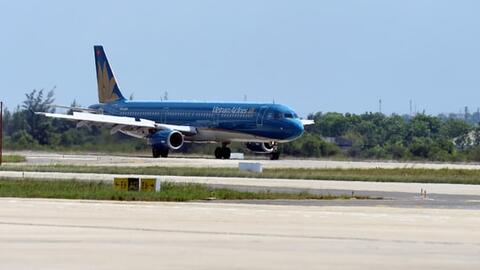 Chuyến bay của Vietnam Airlines hạ cánh khẩn cấp để cấp cứu hành khách