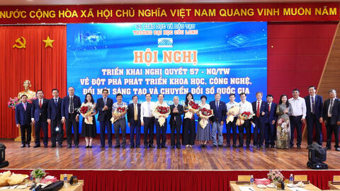 Trường ĐH Cửu Long đẩy mạnh hoạt động khoa học, công nghệ và chuyển đổi số