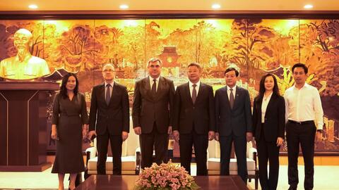 Thúc đẩy hợp tác Hà Nội - Saint Petersburg ngày càng bền chặt
