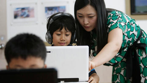 <a href="/so-hoa" title="Số hóa" rel="dofollow">Số hóa</a>