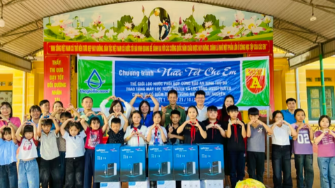 Hành trình mang “Nước tốt cho em” đến vùng bão lũ Thái Nguyên