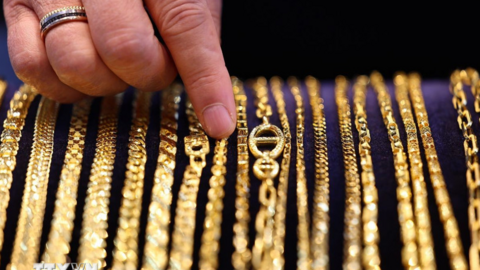 <a href="/kinh-doanh" title="Kinh doanh" rel="dofollow">Kinh doanh</a>