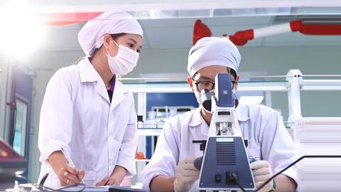 <a href="/so-hoa" title="Số hóa" rel="dofollow">Số hóa</a>