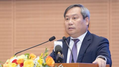 <a href="/so-hoa" title="Số hóa" rel="dofollow">Số hóa</a>