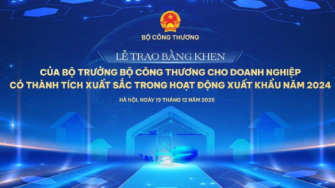 <a href="/kinh-doanh" title="Kinh doanh" rel="dofollow">Kinh doanh</a>