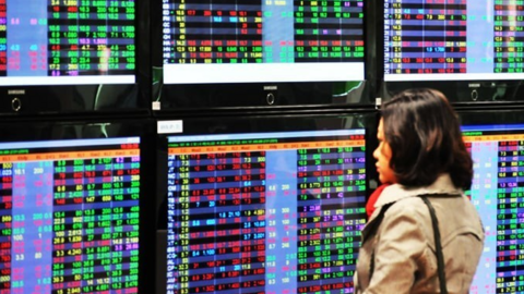 <a href="/kinh-doanh" title="Kinh doanh" rel="dofollow">Kinh doanh</a>