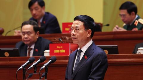 <a href="/so-hoa" title="Số hóa" rel="dofollow">Số hóa</a>