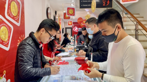 <a href="/kinh-doanh" title="Kinh doanh" rel="dofollow">Kinh doanh</a>