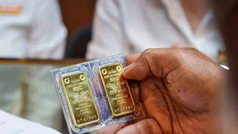 <a href="/kinh-doanh" title="Kinh doanh" rel="dofollow">Kinh doanh</a>