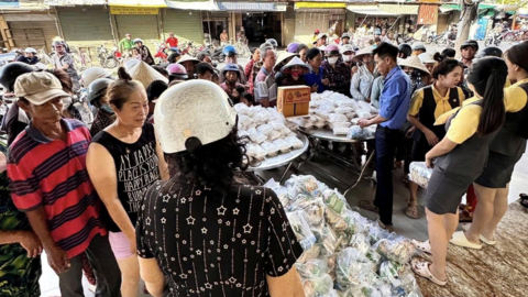 <a href="/kinh-doanh" title="Kinh doanh" rel="dofollow">Kinh doanh</a>