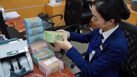 <a href="/kinh-doanh" title="Kinh doanh" rel="dofollow">Kinh doanh</a>