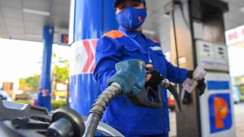 <a href="/kinh-doanh" title="Kinh doanh" rel="dofollow">Kinh doanh</a>