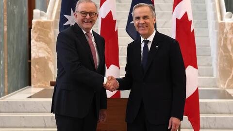 <a href="/kinh-doanh" title="Kinh doanh" rel="dofollow">Kinh doanh</a>