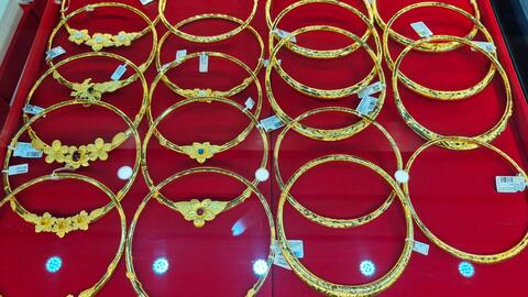 <a href="/kinh-doanh" title="Kinh doanh" rel="dofollow">Kinh doanh</a>